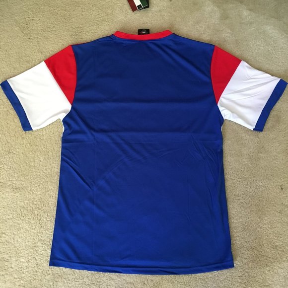 usa soccer jersey Small - Picture 3 of 3